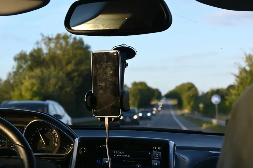 Motive AI Dashcam Review: Cost, Features & Install Guide